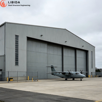 Hangar industriel en structure acier modulaire lourde et efficace de 2000 m², anti-fuite, pour atelier en acier