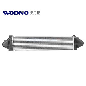OE 31338473 pour <span class=keywords><strong>VOLVO</strong></span> V40 <span class=keywords><strong>V70</strong></span> S80 <span class=keywords><strong>Intercooler</strong></span>, Système de refroidissement automobile <span class=keywords><strong>Intercooler</strong></span> - Product Image 2
