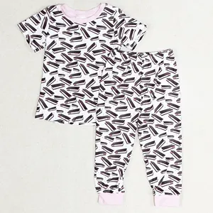 Conjuntos de roupas infantis de fibra de bambu respirável para bebês e meninos com estampa personalizada OEM 2 peças