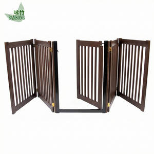 Barrière pliable en bois pour animaux <span class=keywords><strong>de</strong></span> compagnie – Clôture <span class=keywords><strong>de</strong></span> sécurité moderne et réglable pour chiens, idéale pour chambre, jardin, balcon, intérieur et extérieur - Product Image 1