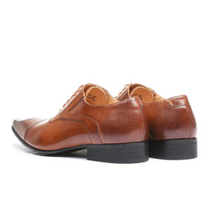 Chaussures Oxford en cuir de vachette à semelle épaisse avec finition lisse, chaussures en cuir décontractées et formelles, nouvelles chaussures pour hommes en cuir véritable de haute qualité - Product Image 6