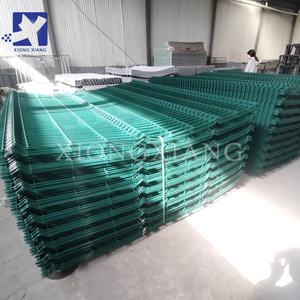 Clôture en fil métallique soudé incurvé en <span class=keywords><strong>3D</strong></span>, en acier, pour l'extérieur, facile à assembler, clôture en PVC, fournitures pour bâtiments de jardin - Product Image 5