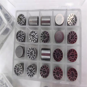 2024 año y mes inyección de plástico doble fecha sello insertar pines - Product Image 6