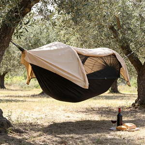 Grand hamac de camping familial avec espaces de couchage séparés et <span class=keywords><strong>moustiquaire</strong></span> partagée en nylon résistant - Product Image 1