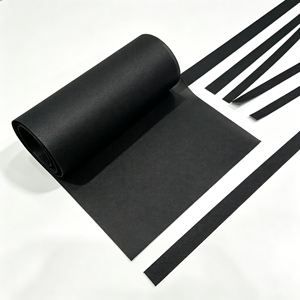 Rouleau de tissu non tissé en polypropylène vierge noir SS Spunbond pour ruban de reliure et bordure - Product Image 4