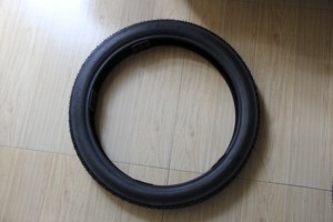 Pneus de <span class=keywords><strong>moto</strong></span> durables de haute qualité à bas prix 2.75-18, pneus de <span class=keywords><strong>moto</strong></span> chinois bon marché - Product Image 2