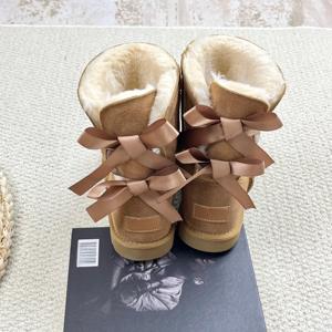 Bottes de neige mi-mollet pour <span class=keywords><strong>femme</strong></span>, doublure polaire chaude, avec double nœud coloré, antidérapantes, tendance – Cadeau de Noël très prisé - Product Image 2