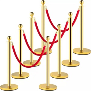 Base fuerte para exteriores Alfombra roja decorativa <span class=keywords><strong>Vip</strong></span> Corona negra y dorada Línea de cola Poste Barrera Cuerda Puntales de control de multitudes - Product Image 2