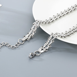 Nouveau design de haute qualité en acier inoxydable plaqué or 18 carats étanche <span class=keywords><strong>Victoria</strong></span> Train Track Chain Chokers Collier <span class=keywords><strong>Bijoux</strong></span> pour hommes et femmes - Product Image 4