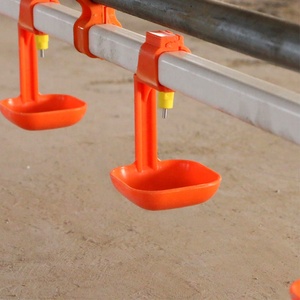 Agrieso chất lượng tốt brolier nước núm vú uống với cup chính hệ thống nước uống tự động dòng cho Gia cầm Gà - Product Image 1