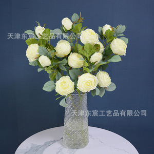 ดอกกุหลาบประดิษฐ์แบบ 3 หัว ขอบไหม้ ยี่ห้อ Dongchen Crafts สำหรับตกแต่งงานแต่งงานและบ้าน - Product Image 3