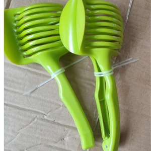 Wholesale Multi-functional <b>Fruit</b> Slicing Knife Rack Tomato and Onion Food Tongs Orange Lemon Slicer - Product Image 2