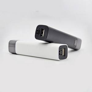 Cargador Portátil 2 en 1 Recargable por USB de 1200mAh, de Buena Calidad, para Exteriores, con Linterna, Producto Promocional, Venta al Por Mayor - Product Image 2