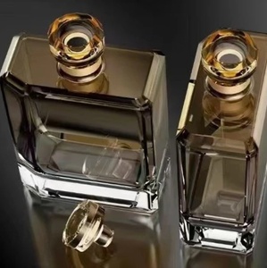 Botella de Vidrio Personalizada para Licores, Envase de Vidrio para Ginebra y <span class=keywords><strong>Vodka</strong></span>, Botella de Vidrio Cuadrada de Lujo con Facetas - Product Image 3