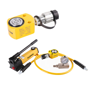 ปั๊มไฮดรอลิกมือโยก Enerpac 700 บาร์ 12 ตัน ขนาดเล็ก พกพาสะดวก พร้อมเกจวัดแรงดันและอะแดปเตอร์สำหรับกระบอกสูบ - Product Image 2