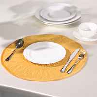 Napperon rond en forme de tournesol, tapis de table matelassé lavable en machine, coussin d'isolation thermique en polyester 100%