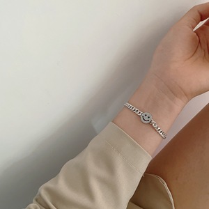 Bracelet chaîne large en argent sterling S925 avec visage souriant, design rétro minimaliste, bijoux unisexe pour tous les jours - Product Image 4
