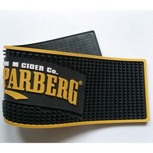 Tapis de comptoir de bar en PVC en silicone avec logo en relief 3D Tapis d'égouttement lavable pour club et bar Tapis de bière en caoutchouc pour club et bar - Product Image 2