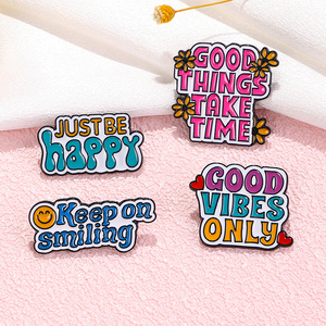 Pins de solapa personalizados de metal esmaltado con letras en inglés, frases divertidas y diálogos, tipo broche, rígidos y blandos - Product Image 1