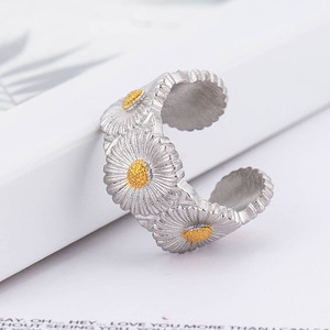 แหวนเดซี่สแตนเลสสตีล ดีไซน์ดอกไม้แบบเปิด ของขวัญเครื่องประดับสำหรับทุกเพศ - Product Image 4