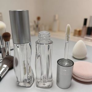 Directo de Fábrica, Botella Curva Transparente de ABS de 3.5ml para Brillo Labial, Tubo Vacío, Se Acepta Logotipo y Color Personalizados - Product Image 3