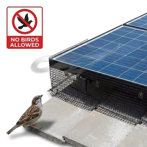 Protector de Paneles Solares de 8 Pulgadas x 100 Pies, Red de Protección para Techos de Paneles Solares, Malla de 1/2 Pulgada, Red Galvanizada Recubierta de Vinilo Negro de PVC - Product Image 1