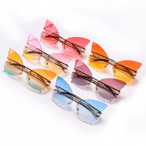 Ala Gafas de sol Marco Etiqueta blanca Tonos Mujeres Gafas de Sol de marca Mujeres Sexy Gafas de sol con forma de mariposa - Product Image 3