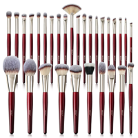 Daily Queen & Mor-phe 16 pinceaux de maquillage en nylon rouge bordeaux avec manche en bois, qualité supérieure et sensation luxueuse, logo personnalisé