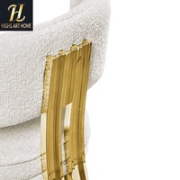 Chaise de salle à manger sans accoudoirs en bouclette crème, faite à la main, avec structure en acier inoxydable doré pour restaurant