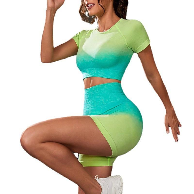 สีเขียว