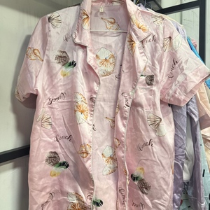 Pigiama di seta all'ingrosso abbigliamento da donna usato Bundle di stoffa usati - Product Image 6