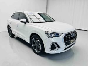 <span class=keywords><strong>Audi</strong></span> <span class=keywords><strong>Q3</strong></span> 35 TFSI Sporty Dynamic 1.4T 2022, Cockpit Virtuale da 12,3 Pollici, Accesso Senza Chiave, SUV Premium Economico con Guida a Sinistra - Product Image 3