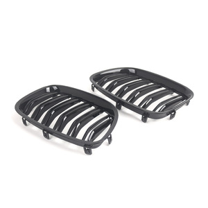 Parrilla Delantera Doble Línea en Negro Brillante para BMW Serie 5 F07GT, Plástico ABS para Mejora y Reequipamiento - Product Image 3