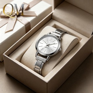 Nouvelle Arrivée Montre Femme avec Marquages Clairs et Bracelet à Maillons Modulaires en Acier Inoxydable Style Italien Vente en Gros - Product Image 3