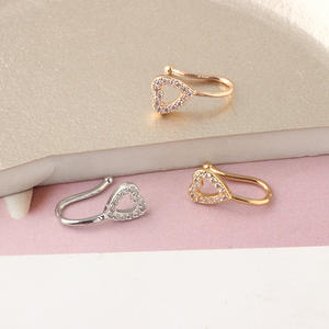 Anillo quirúrgico de acero para mujeres y niñas, Piercing falso para la <span class=keywords><strong>Nariz</strong></span>, con <span class=keywords><strong>Clip</strong></span> de corona, estrella, corazón, flor, para la <span class=keywords><strong>Nariz</strong></span> - Product Image 1