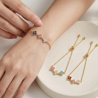 Nouveau bracelet de luxe haut de gamme incrusté de diamants, trèfle à quatre feuilles, pétales de fleurs, en acier inoxydable électroplaqué pour femme