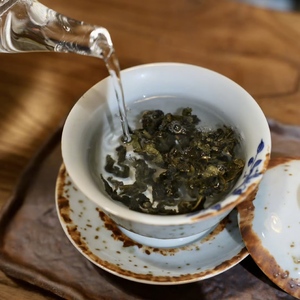 Compre té <span class=keywords><strong>Oolong</strong></span> orgánico Tieguanyin de hojas sueltas a granel de alta calidad a bajo precio - Product Image 4