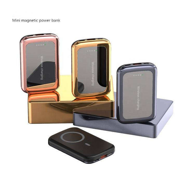 New Product Ideas 2023 Mini Portable Wireless Charger 5000mah Customize Powerbank Magnetic Portable Charger Power Bank