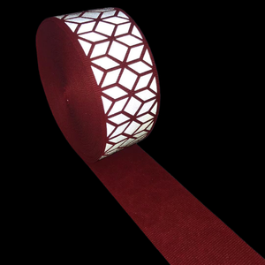 Nastro in Poliestere Riflettente Termico Rosso a Rombi Solido per Sicurezza Stradale, Luminoso al Buio, per Abbigliamento Outdoor, Produzione Industriale - Product Image 2