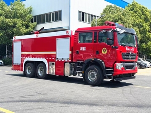 <span class=keywords><strong>Camion</strong></span> de pompiers 12000L HOWO avec équipement de lutte contre l'incendie, klaxon, pompe, lance, filtre, collecteur, tuyau, buse, clé fournie - Product Image 4