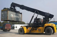 Chariot élévateur à bras articulé CLG2450 de 45 tonnes avec moteur diesel pour la logistique portuaire, le stockage de conteneurs, l'empilage de conteneurs en entrepôt et la manutention de marchandises