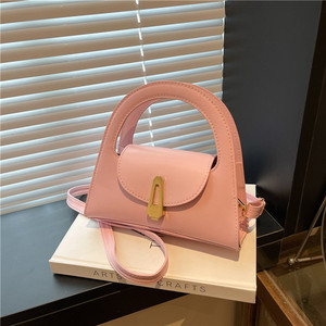 ZPB3469 <span class=keywords><strong>Sac</strong></span> Bandoulière Semi-Circulaire <span class=keywords><strong>de</strong></span> Loisir pour <span class=keywords><strong>Femme</strong></span>, Couleur Unie avec Boucle Rétro, Grande Capacité, <span class=keywords><strong>Porté</strong></span> Croisé ou Épaule - Product Image 3