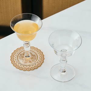 Verres à cocktail 155 ml, verres à martini à pied unique avec poignée, verres coupe à pied de qualité supérieure pour bar, restaurant et bar à domicile - Product Image 5