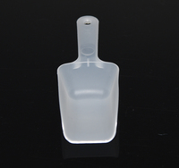 Cuillère distributrice d'aliments pour oiseaux en plastique bon marché, cuillère distributrice d'aliments pour animaux de compagnie