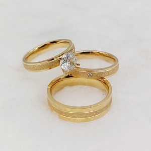 Alliances Classiques Amour – Parures de Mariage 3 Pièces en <span class=keywords><strong>Acier</strong></span> <span class=keywords><strong>Inoxydable</strong></span> 316L – Bijoux en Zircon Cubique Givré – Bagues de Fiançailles et de Mariage – Cadeaux pour Couples - Product Image 5