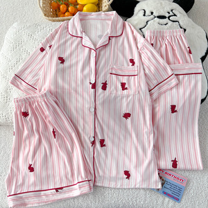 ชุดนอนกระต่ายการ์ตูนสไตล์เกาหลีแบบสามชิ้นสำหรับผู้หญิง ชุดฤดูร้อนแขนสั้นบางเบา เอวยางยืด ภาพถ่ายสินค้าจริง - Product Image 2