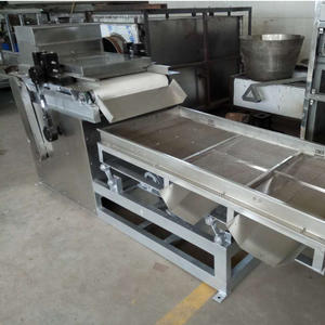 Trituradora automática de piñones, máquina de corte recto de cacahuetes, máquina cortadora de cacahuetes en <span class=keywords><strong>dados</strong></span> de almendra para hacer pernos de tuercas - Product Image 3