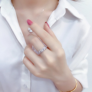 Anello di Fidanzamento Stile Matrimoniale, Design Creativo per Donne - Product Image 2