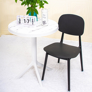 Mesa de Comedor Redonda de Plástico Blanca, Ensamblada, para Hogar, Restaurante, Sala de Estar - Product Image 1