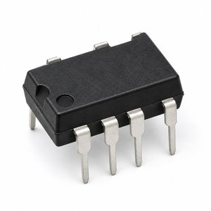 Circuit intégré Flyback avec prise en charge complète de la BOM, 61 kHz, 700 V, 4,5 V, 0,9 V, puces IC DIP-8, convertisseurs AC-DC DK125 - Product Image 1